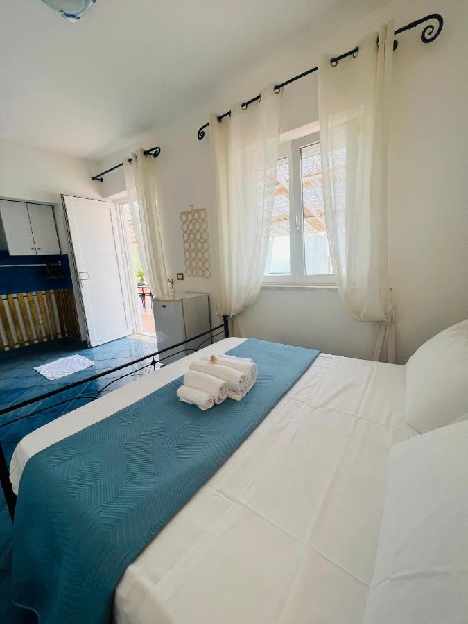 Villa Isabella ปอนซา ภายนอก รูปภาพ